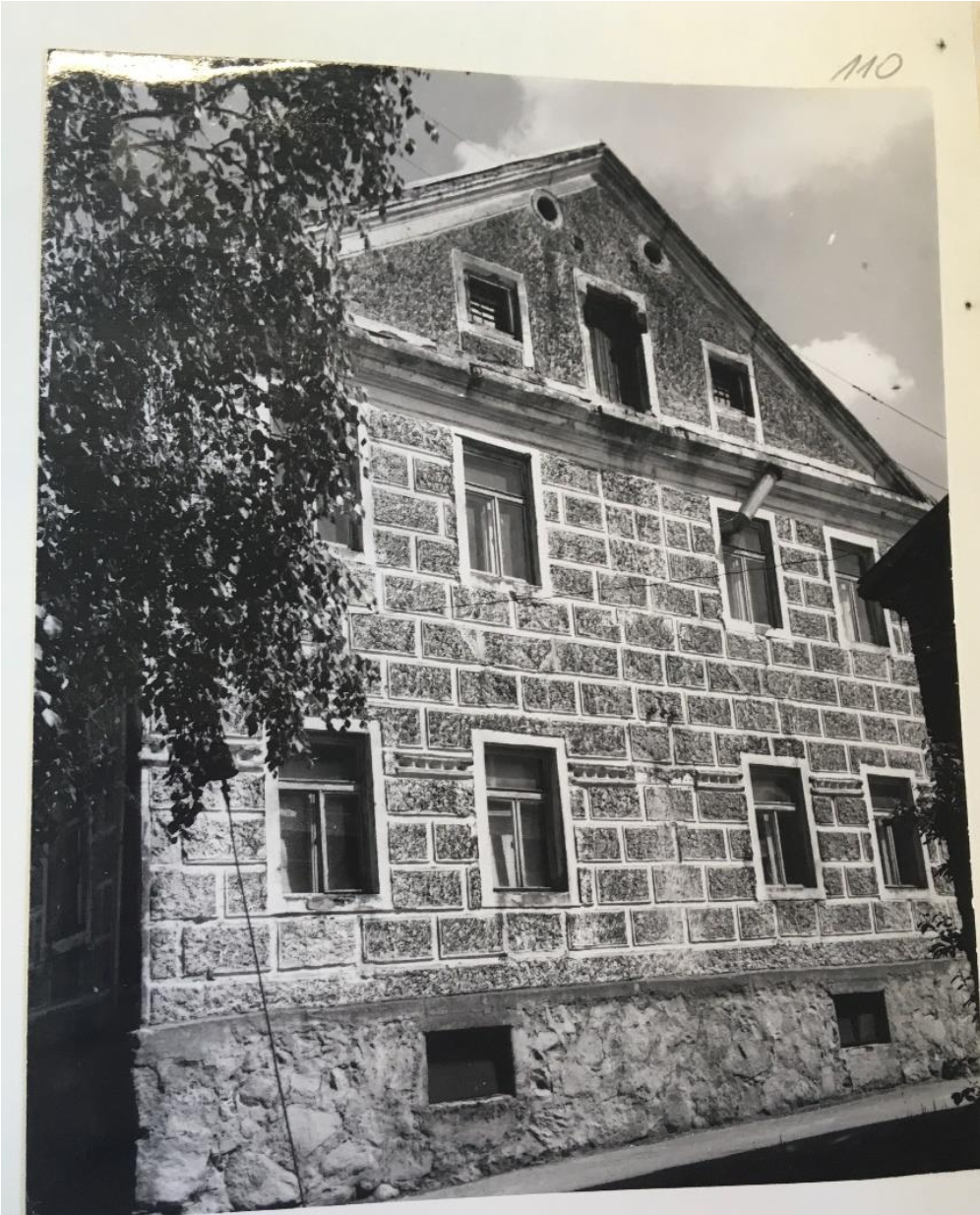 Pietinis fasadas 1981 m.